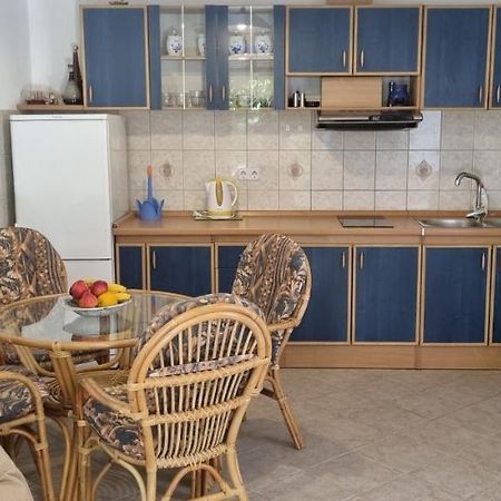 Apartmani Karla Baška Exteriör bild