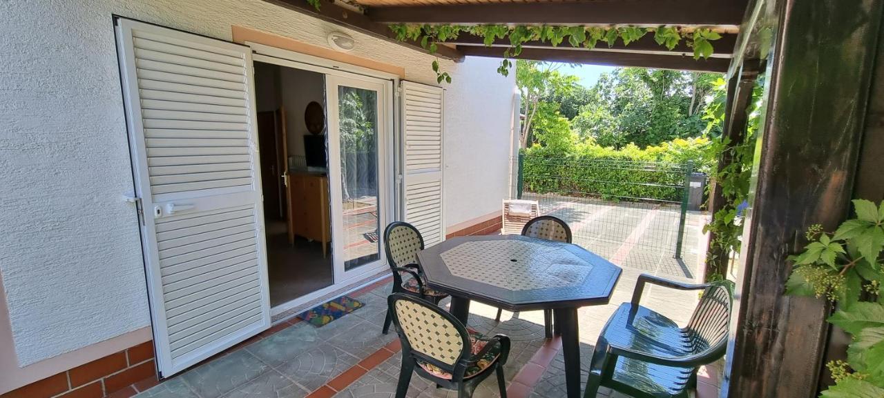 Apartmani Karla Baška Exteriör bild