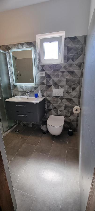 Apartmani Karla Baška Exteriör bild
